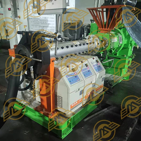 Why Is a Rubber Extruding Machine Essential for Modern Rubber Manufacturing?