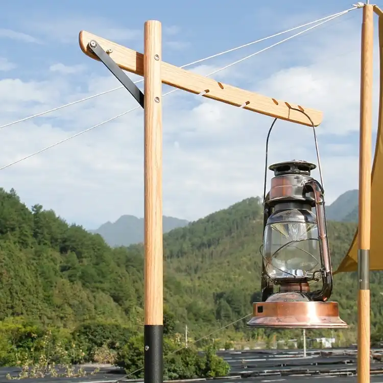 Can a Detachable Portable Camping Solid Wood Lamp Stand Withstand Strong Winds Without Toppling Over