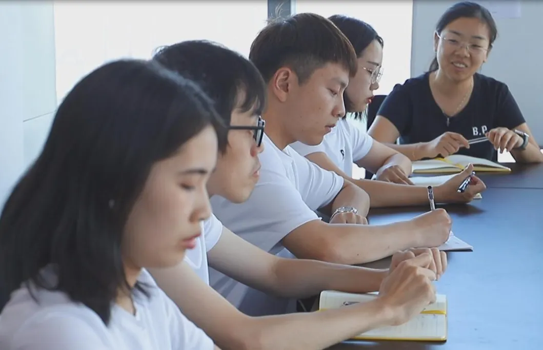 21n-70-37711 G. E. T Excavator Parts Bucket Tooth Bolt on Adaptor Tip Casting