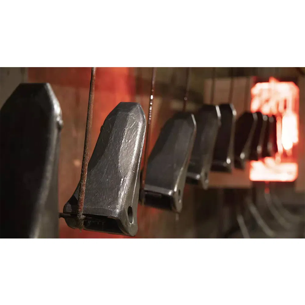 2713 -1219RC Doosan Daewoo Rock Bucket Teeth