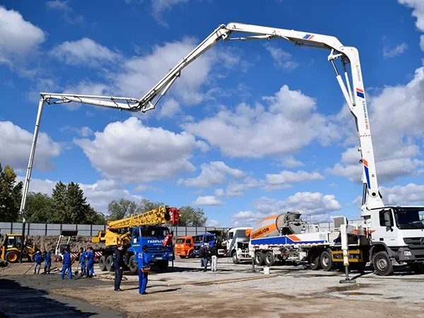 300kw Concrete Pump Truck, 43m Truck Mounted Concrete Pump Syg5360thb 43