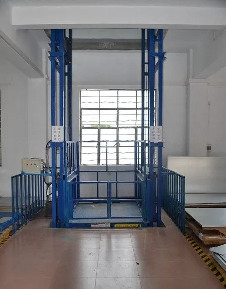 CE Approval Telescopic Platform Freight Lift