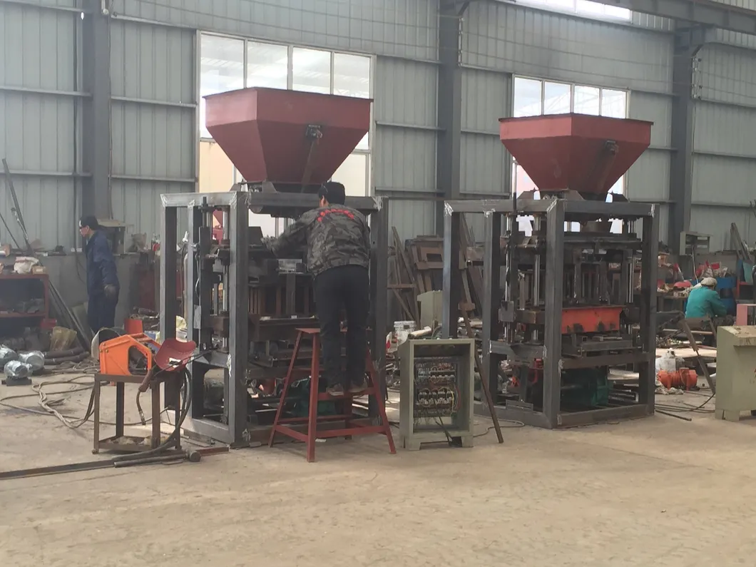Construction System Qt4-24b Hollow Block Making Molding Machine in Ghana