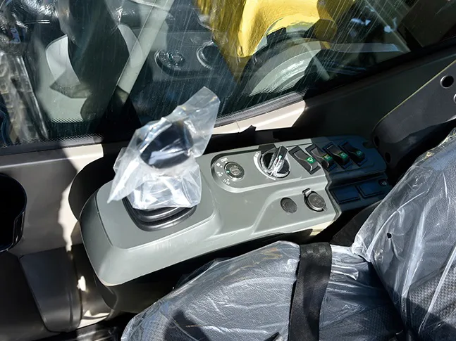 Engine 37 Ton Crawler Excavator E6360f 1.9m3 Bucket Capacity