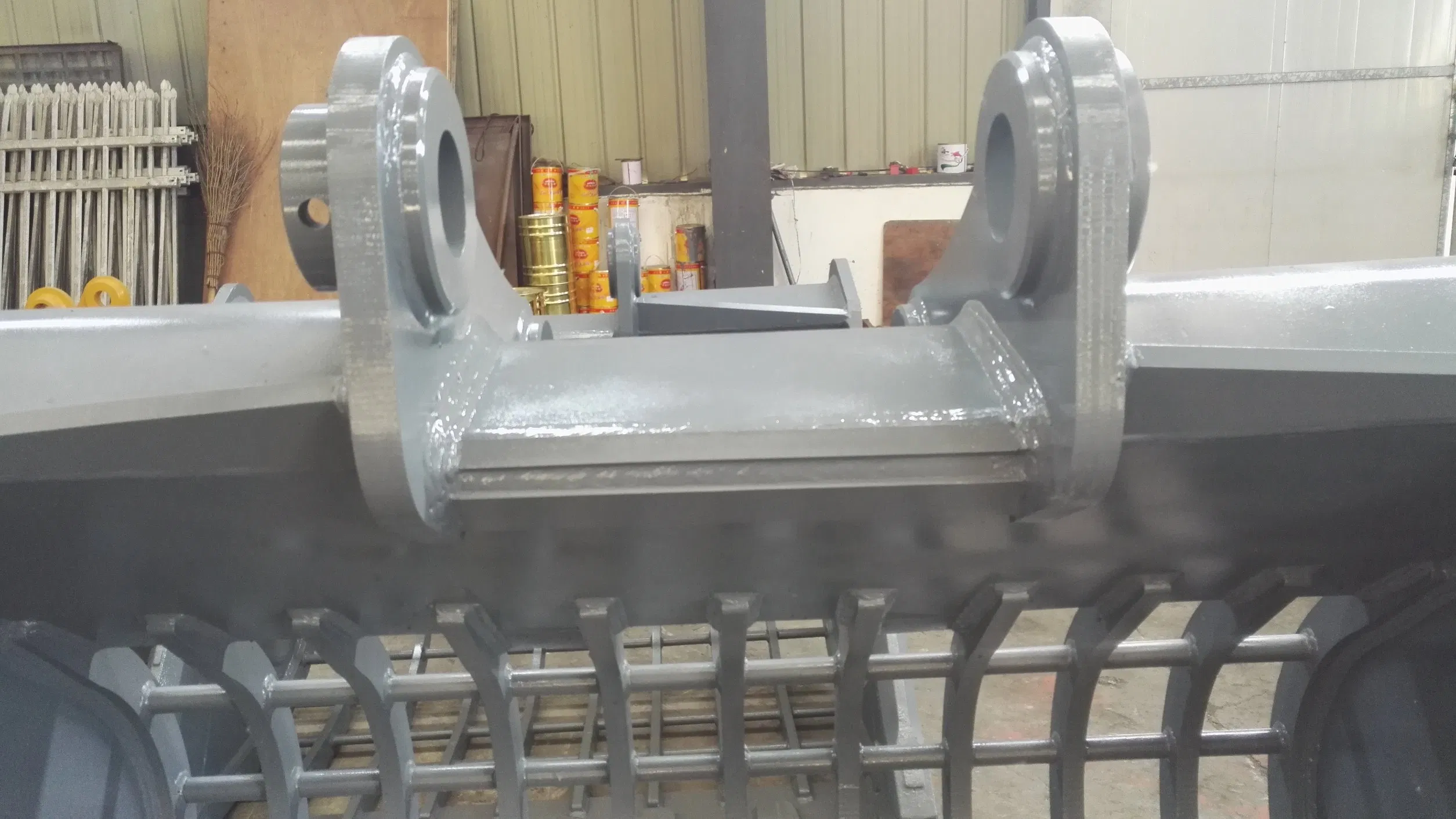 Excavator Attachment Screening Vibrating Skeleton Bucket