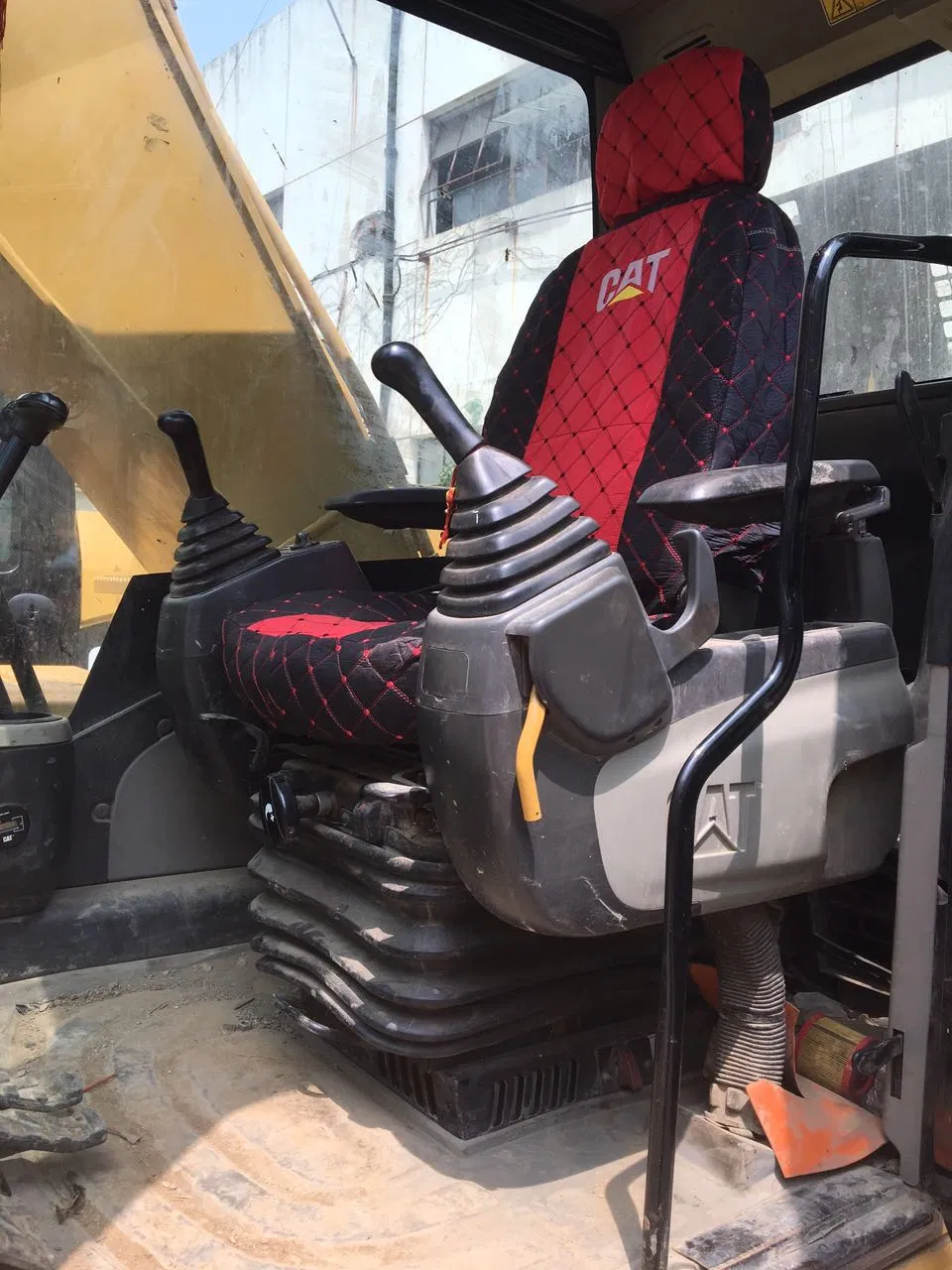 Factory Supply Good Condition Used 323dl Excavator