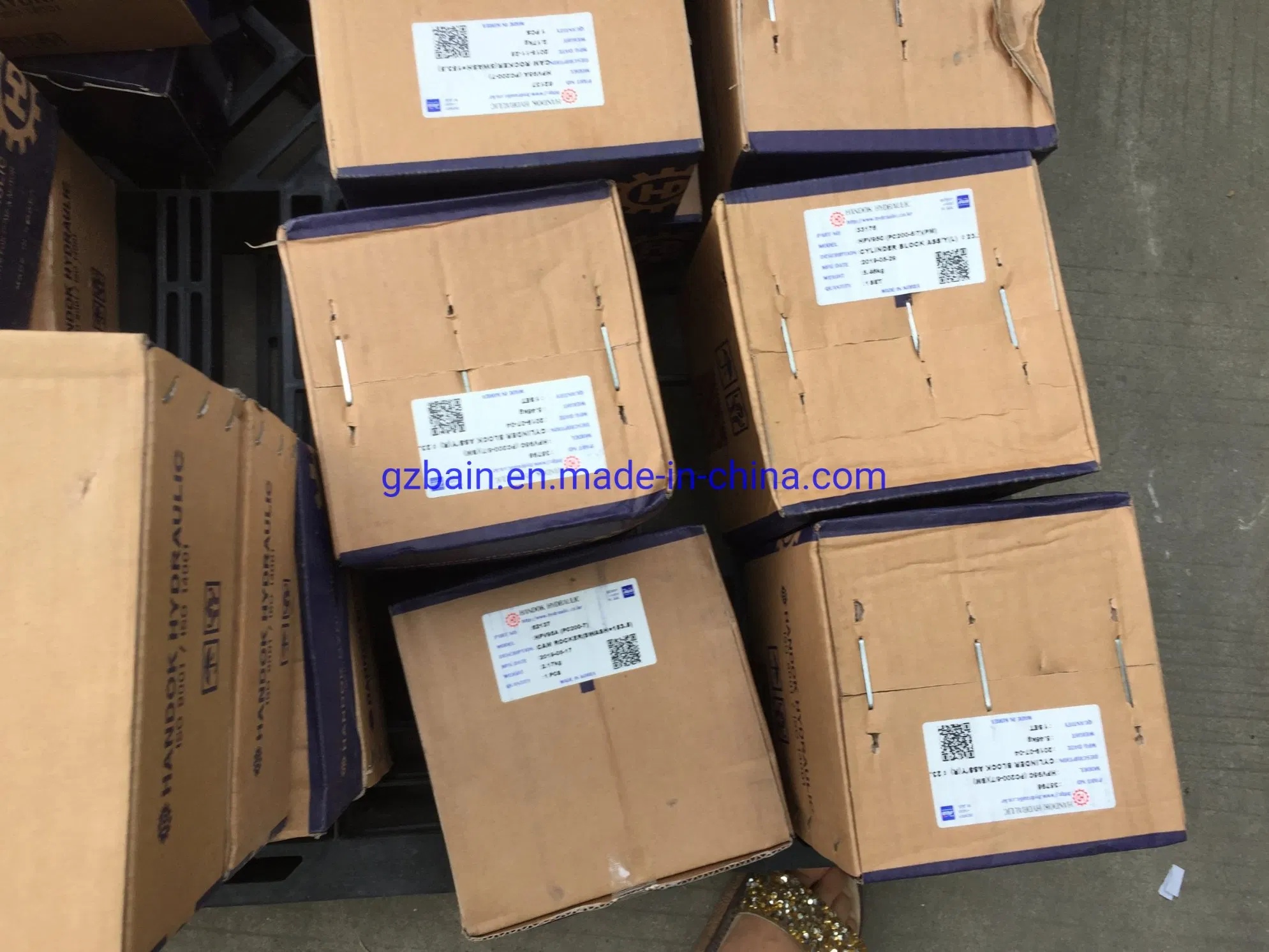 Handok Hydrulic Cam Rocker Engine Model Hpv95 /PC200-7 (Part number 62137)