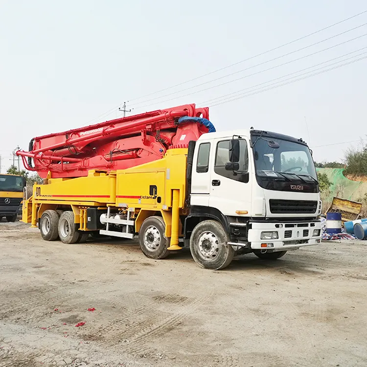 Hb43V 43m Hydraulic Lightweight Truck Mounted Concrete Pump Price for Sale