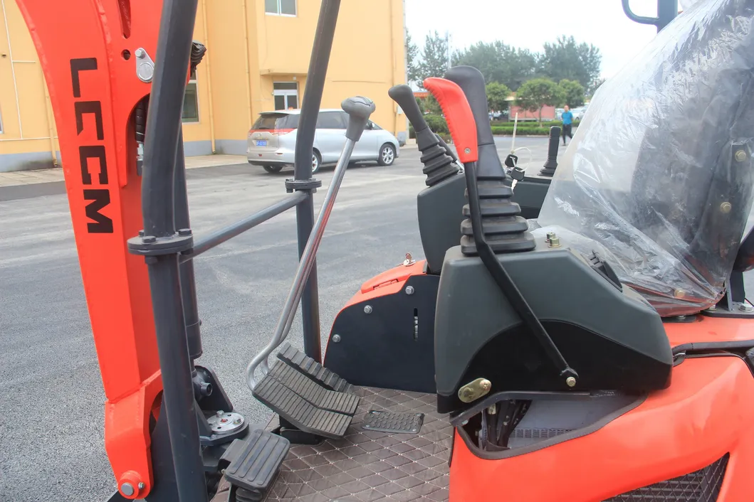Laigong Brand Mini Excavator 2200kg with Cheap Price