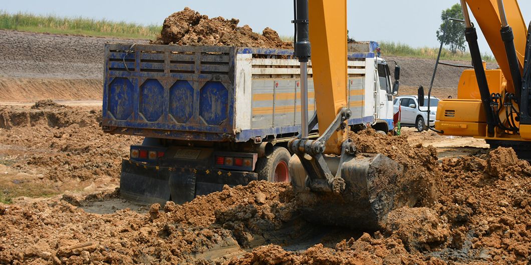 Liugong 70ton Large Crawler Excavator with 4.3 M3 Bucket