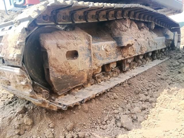 Low Price Original Working Time 4600 Hours Good Condition Used Doosan 220-7 Excavator in Stock for Africa