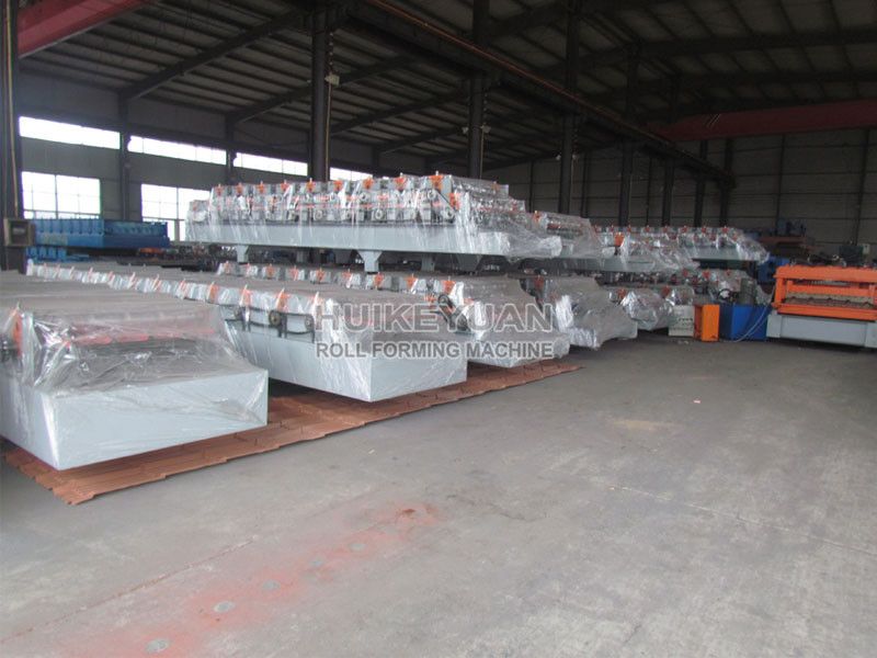 Metal Steel Roof Deck Roll Forming Machine Line
