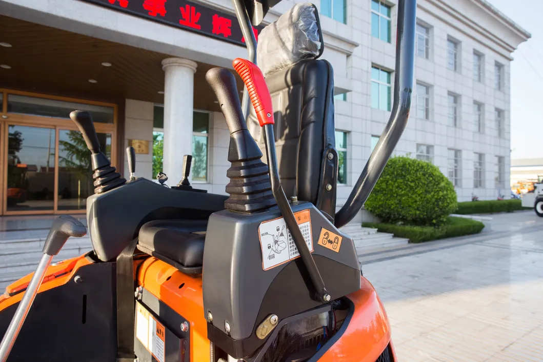 Mini Excavator with Rubber Track for Garden