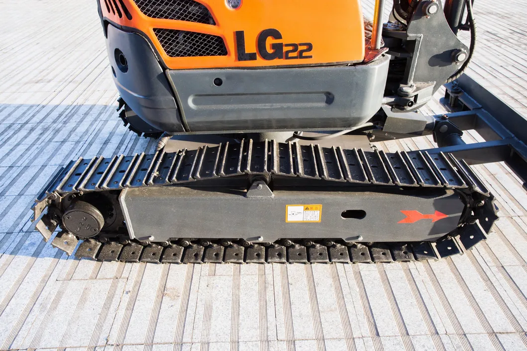 Mini Excavator with Rubber Track for Garden