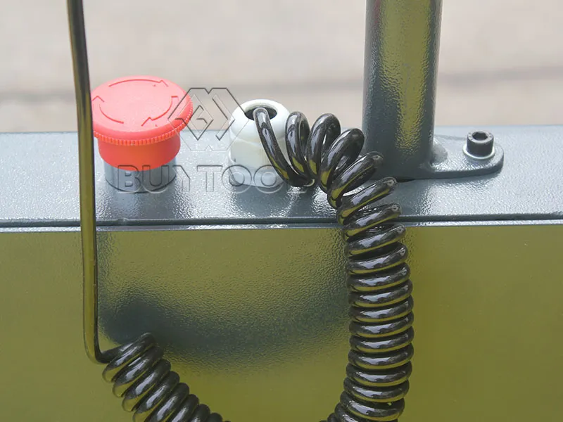 Movable Portable Stairs Disabled Vertical Scissor Wheelchair Lift Platform for Disabled