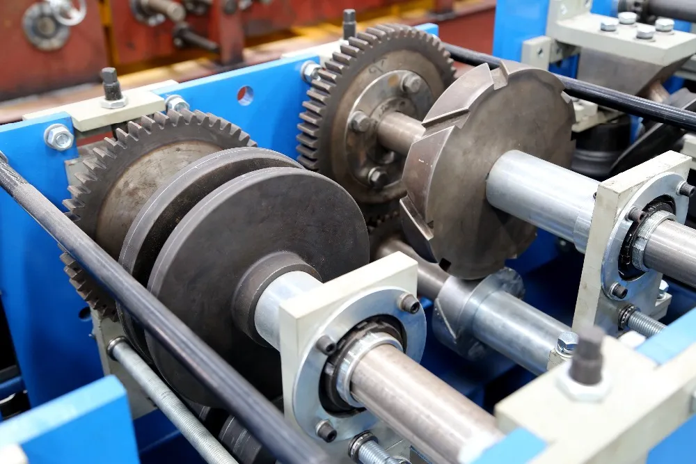 New Design C60-250 Section Roll Forming Machine with Factory Price