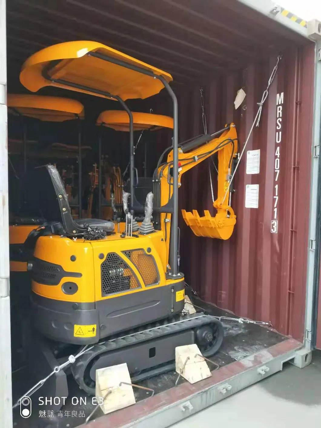Professional Xiniu Excavator Xn20 2ton Mini Excavator