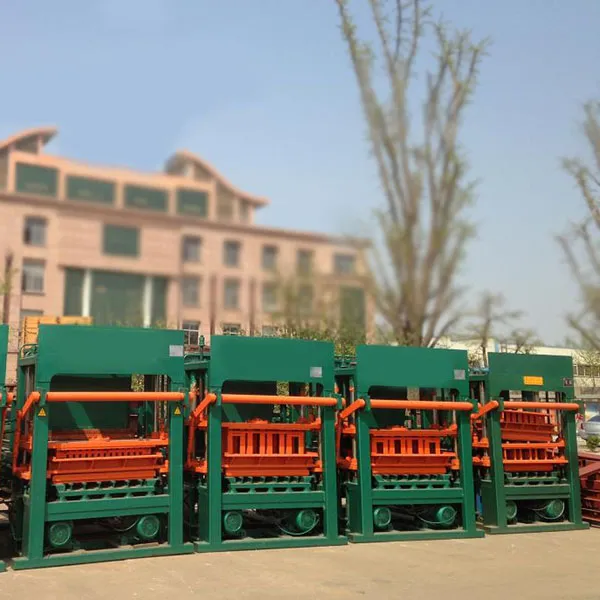 Qt5-20 Automatic Vibrating Forming Concrete Hollow Block Making Machine