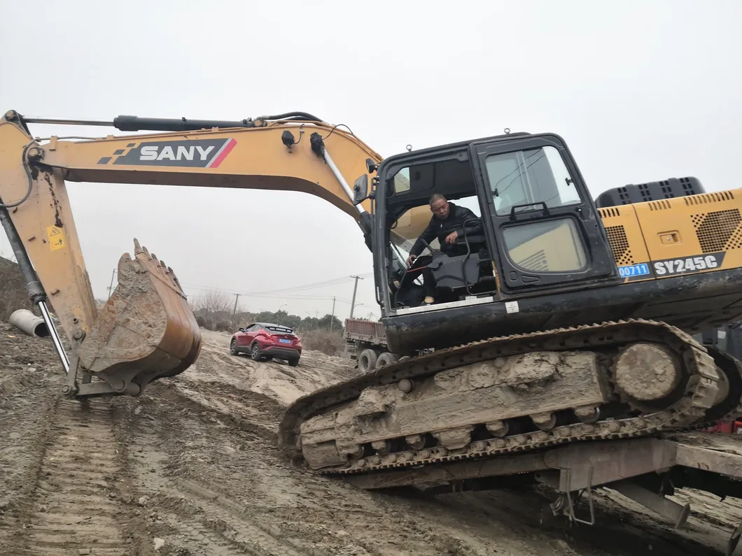 Second Hand Used Sany Sy205 Medium-Sized 99% New Hydraulic Crawler Excavator for Earth Moving Machinery