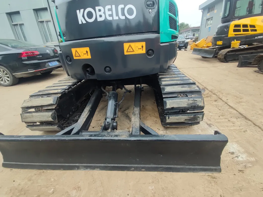 Small Crawler Excavator for Sale Digging Machine / Small Sk50 Hydraulic Digger