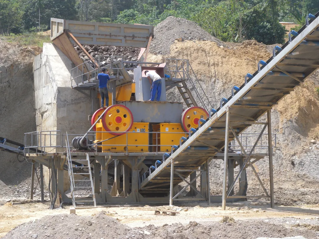 Small Jaw Crusher (PE150X250)