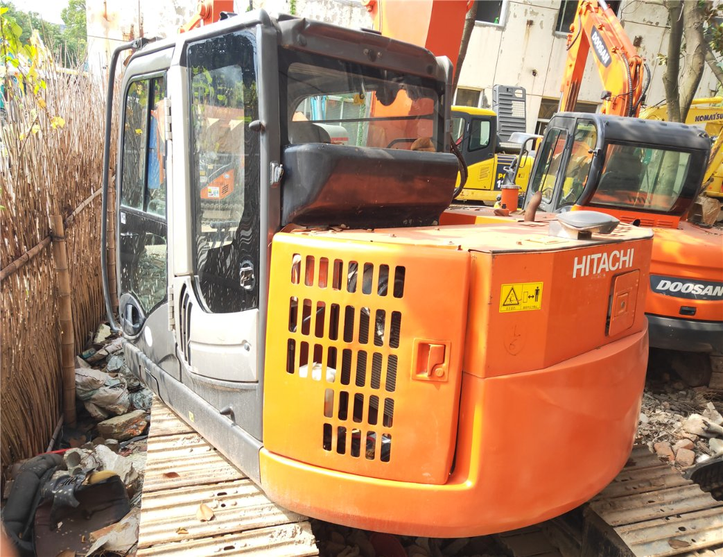 Used Hitachi 7.5 Ton Crawler Excavator Zx75us on Sale, Secodhand Orgin Japan Hydraulic MIDI Track Digger Hitachi Zx75us Good Quality on Promotion