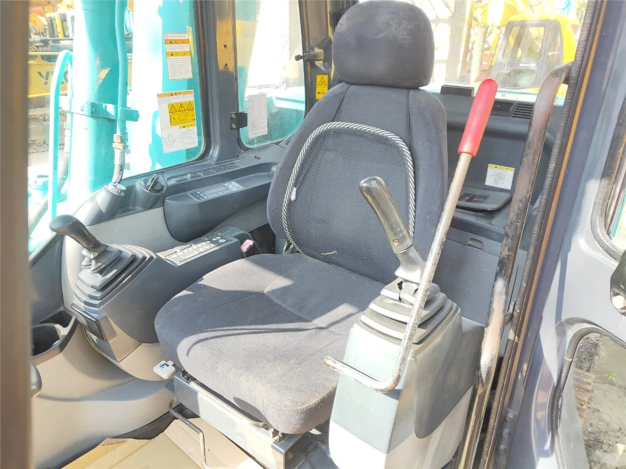 Used Kobelco MIDI Crawler Excavator Sk75, Secondhand Japanese Track Digger Kobelco Sk75-8 on Sale
