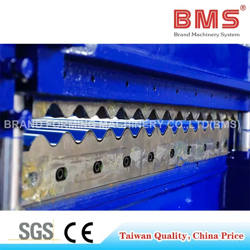 Xiamen Factory Corrugated Roof Sheet Roll Forming Machine/Tile Forming Machine