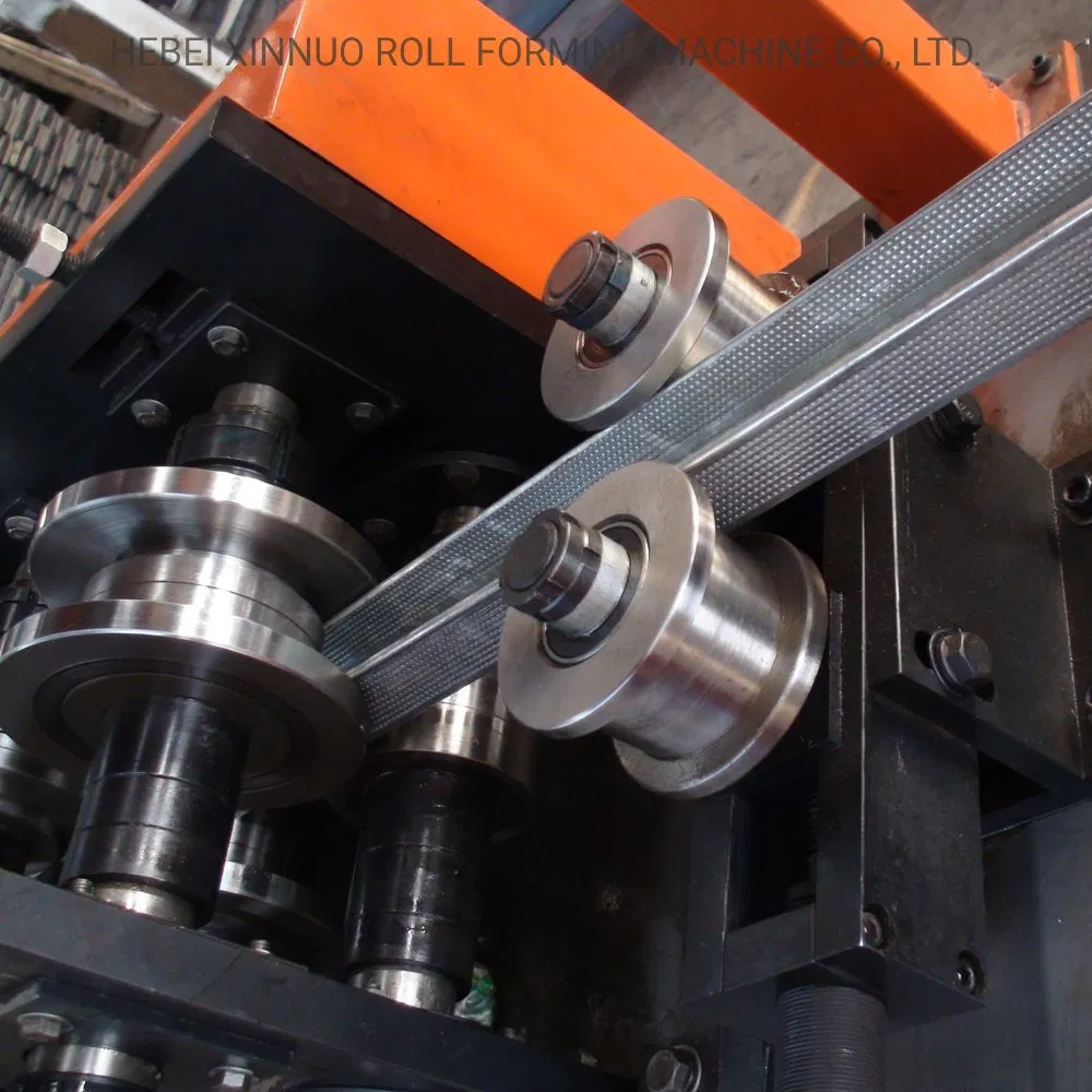 Xinnuo Light Weight Steel Frame Metal Stud Roll Forming Machine